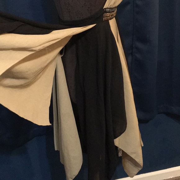 Great flowing dress - Picture 10 of 16